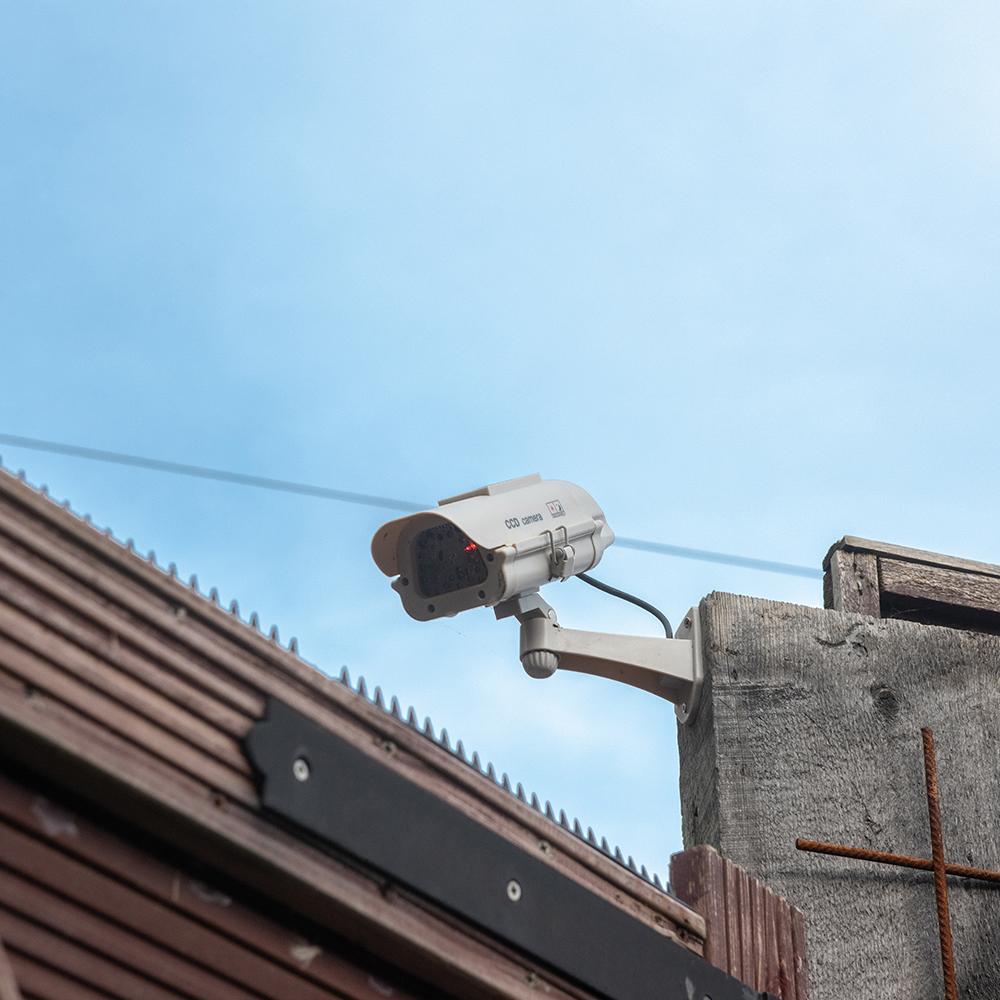 Silverline Solar-Powered Dummy CCTV Camera with LED